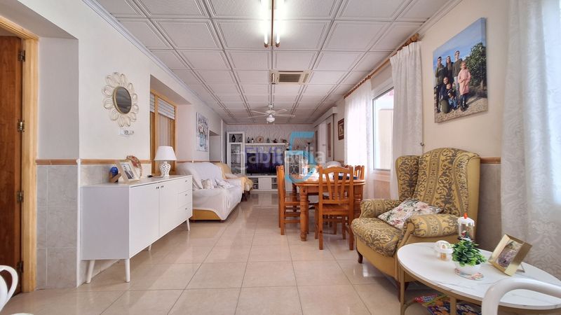 Foto 3d7b369f-574f-4534-a149-8eea414f4db1. Casa amb aparcament a Benijófar