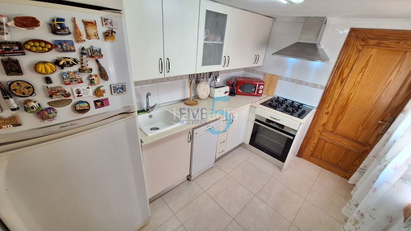 Foto 5ff5b961-2d3b-4d87-b42f-5dd49d69c859. Casa amb aparcament a Benijófar