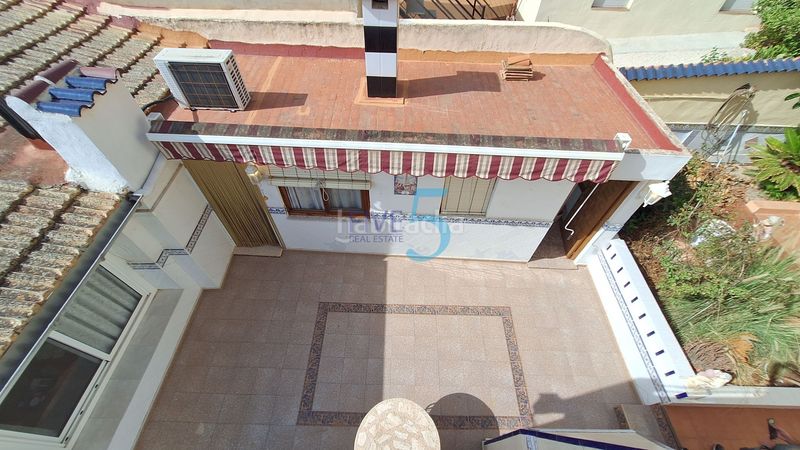 Foto c72755c8-d099-41f8-a7f5-f171fdb33967. Casa amb aparcament a Benijófar