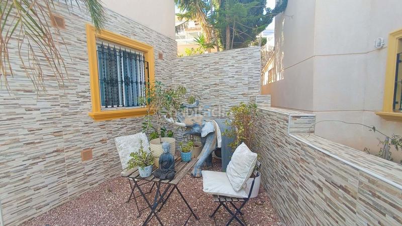 Foto 0aa04895-c02a-4848-acc5-908c8e132c39. Casa amb piscina a La Zenia Orihuela