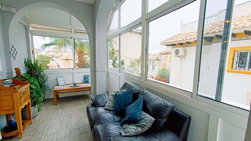 Foto 921a73aa-137c-4c41-9910-e542d83993a3. Casa amb piscina a La Zenia Orihuela