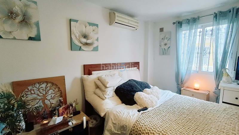 Foto d24bfd15-10fc-4dea-9b06-c3cbb6514fcc. Casa amb piscina a La Zenia Orihuela