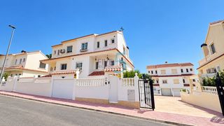Casa adossada a Zona los Frutales