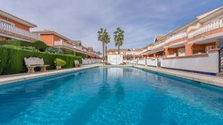 Casa adossada  Avenida de zamora. Impresionante casa adosada lola de 3 dormitorios y 2 baños orien