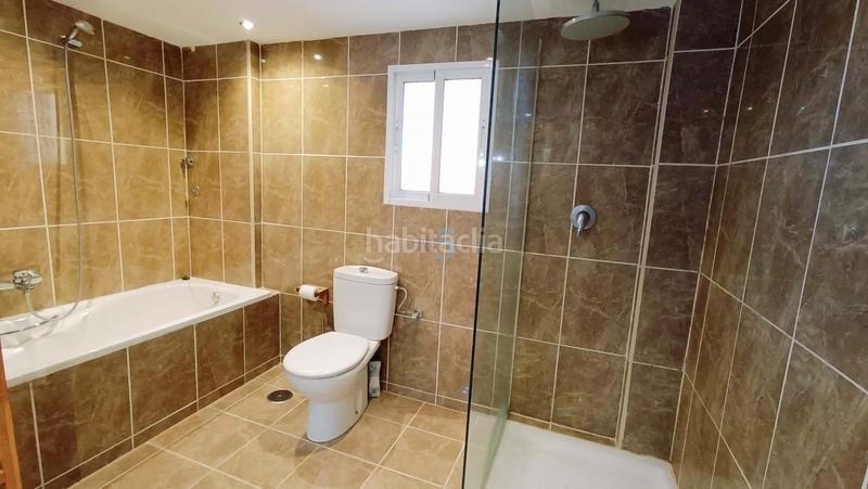 Foto 0be007f5-c105-447d-8b7b-bff7fcae6452. House with pool in Villamartín-Las Filipinas Orihuela