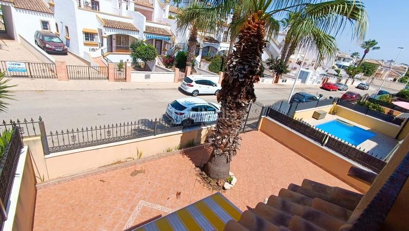 Foto 5388edc4-3f67-4506-93f2-56b6b96fbba9. Casa con piscina in Lomas de Cabo Roig - Los Dolses Orihuela