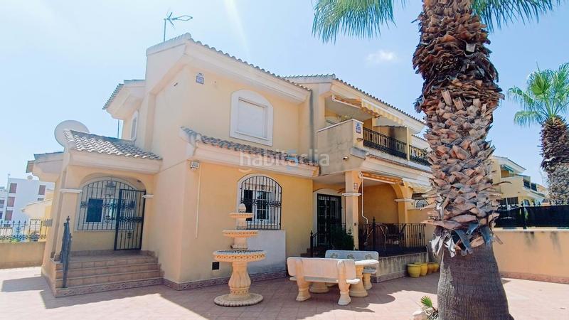Foto a71e7354-8b65-4704-a8c2-225df6509dc7. Casa con piscina in Lomas de Cabo Roig - Los Dolses Orihuela