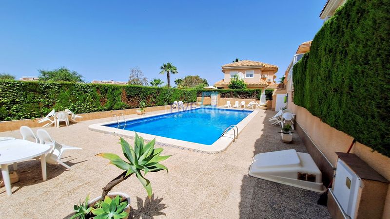 Foto 4f15c0bc-614d-4944-86b1-1b9bde05fe32. Casa amb aparcament piscina a Los Balcones-Los Altos Torrevieja