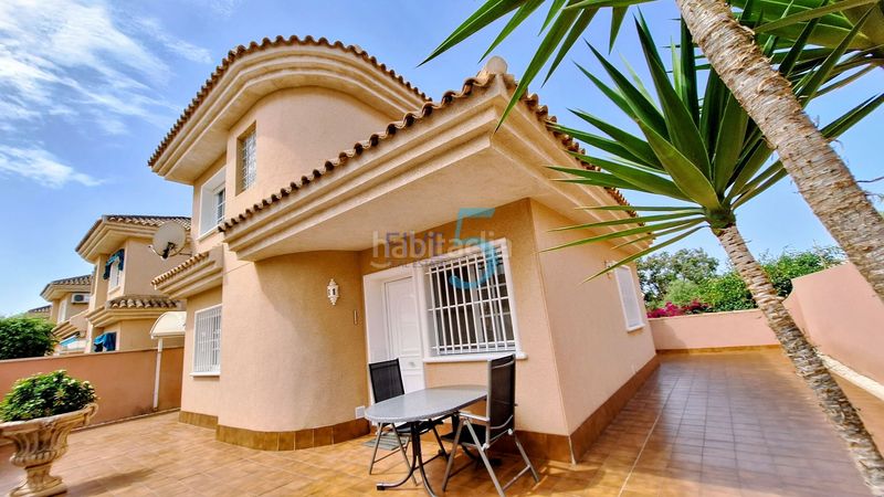 Foto d2ffb967-980d-486c-abd9-00fa996dfaa2. Casa amb aparcament piscina a Los Balcones-Los Altos Torrevieja