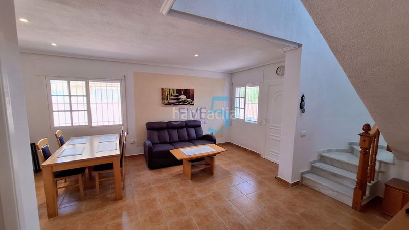 Foto fcadacd6-bc88-4b56-9429-5c1795550d6e. Casa amb aparcament piscina a Los Balcones-Los Altos Torrevieja