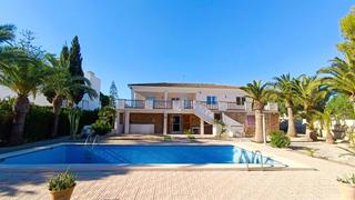 Maison  Avenida espana. Precioso chalet independiente de 7 dormitorios en la zenia, con