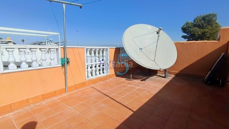 Foto 123c7699-d2e4-4f12-b407-5f3cd19dfa4d. Casa amb calefacció a Daya Nueva