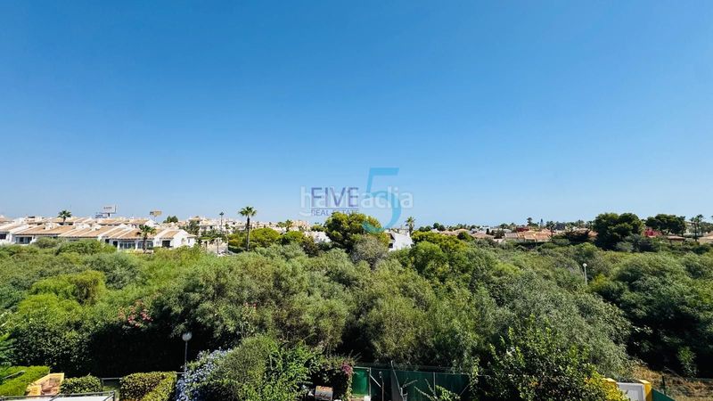 Foto 289a7b33-1990-45c4-9e94-0b58e7d109b9. Reihenhaus mit parking pool in Cabo Roig Orihuela