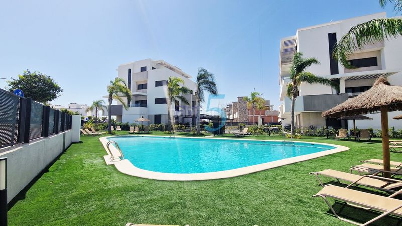 Foto e7f0703b-215f-438a-b63a-f190b32afbca. Pis amb calefacció aparcament piscina a Mar Menor golf Torre - Pacheco