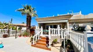 House in Zona Carrefour - Urbanizaciones