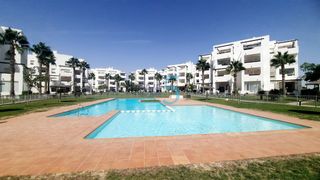 Dachwohnung in Terrazas de la Torre Golf. Increíble ático de 3 habitaciones y 2 baños, con terraza, vistas