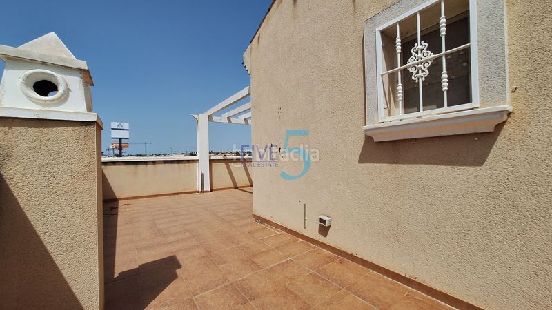 Foto 6fd0b747-8d0f-4c52-9b13-392e06a25705. Casa amb piscina a Lo Marabú Rojales