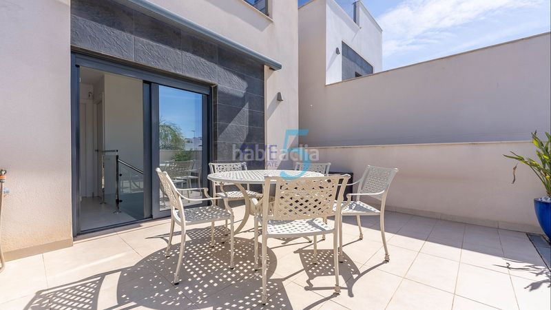Foto 573736c8-9e23-41e5-a9a7-05bae397b343. Casa amb calefacció piscina a Benijófar