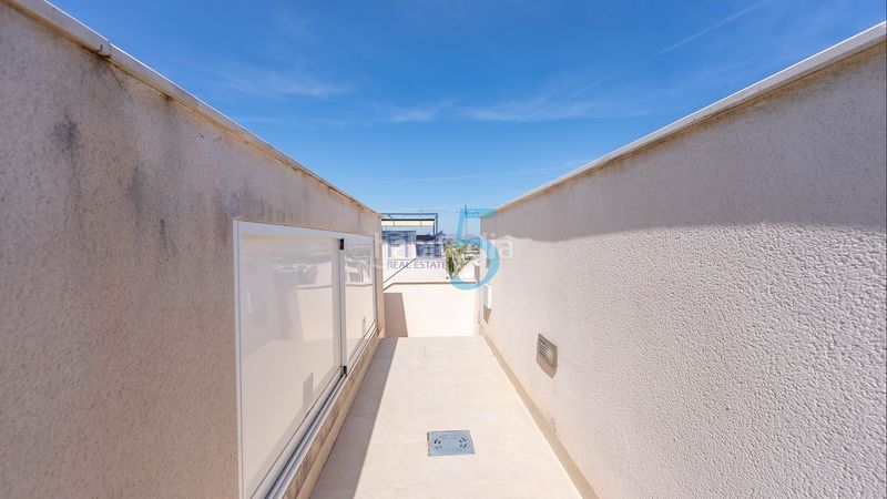 Foto bc7de9e7-d7ca-46a6-a57b-dbe21c9861b1. Casa amb calefacció piscina a Benijófar