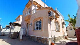 Maison  Calle san jose. Encantadora villa independiente de 3 dormitorios y 2 baños en un