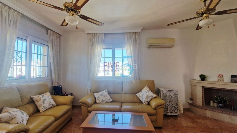 Foto 192bd406-77ca-41b5-a49c-f8a5069904f8. Piso apartamento superior de 2 dormitorios bellamente presentado en sol golf, villamartín, con piscina común, aparcamiento privado y un en Orihuela