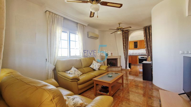 Foto c1848595-8590-4191-b5a1-9d2f4a5d8cea. Piso apartamento superior de 2 dormitorios bellamente presentado en sol golf, villamartín, con piscina común, aparcamiento privado y un en Orihuela