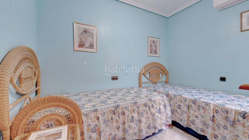 Foto 6639e118-78f5-4fb1-ba0c-163853fc0990. Casa adossada amb calefacció piscina a Playa Flamenca Orihuela