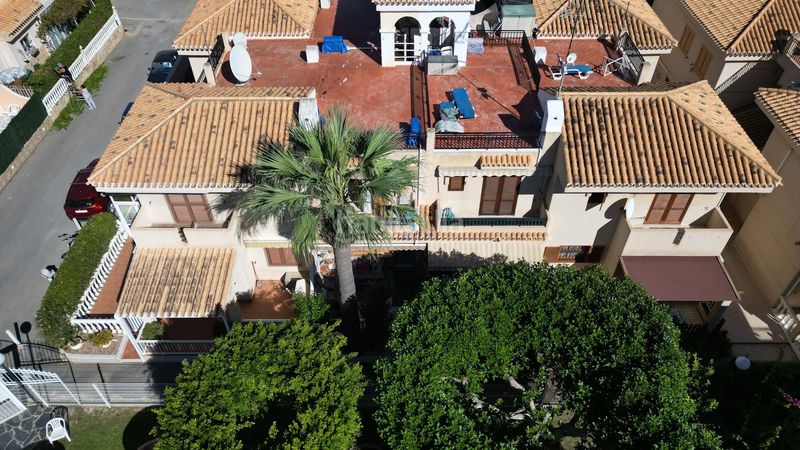 Foto cfa5f009-1382-4e99-9b1e-15555931bd5d. Casa adossada amb calefacció piscina a Playa Flamenca Orihuela