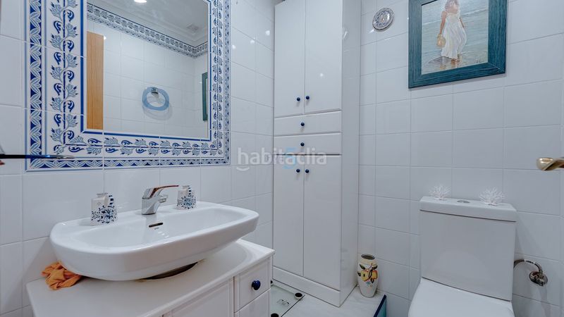 Foto e5b66c26-a64d-4c60-b7d2-e48d53b4f08c. Casa adossada amb calefacció piscina a Playa Flamenca Orihuela