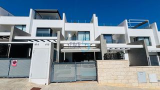 Casa adossada a Los Almendros