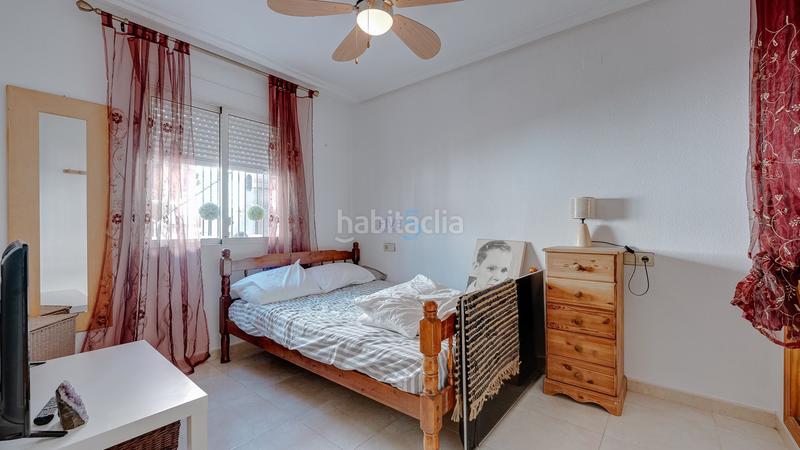 Foto 213ba481-82e1-489c-b4a1-6d12bf3a9463. Maison avec piscine dans Playa Flamenca Orihuela