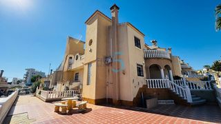Semi detached house in Villamartín-Las Filipinas