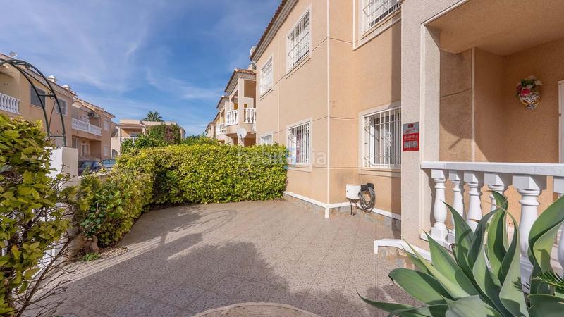 Foto 211df413-96c7-43fc-939c-332a4e02dd54. Pis amb calefacció piscina a Rojales