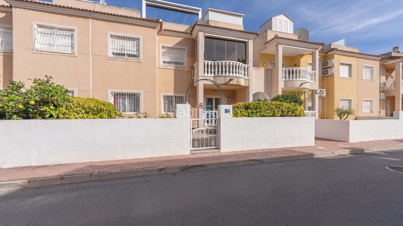 Foto e034e51c-4efe-423c-9b45-db635d3c4598. Pis amb calefacció piscina a Rojales