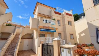 Appartamento in Rojales Hills - Rosa Bungalows. Apartamento totalmente reformado de 23 dormitorios y 2 baños en