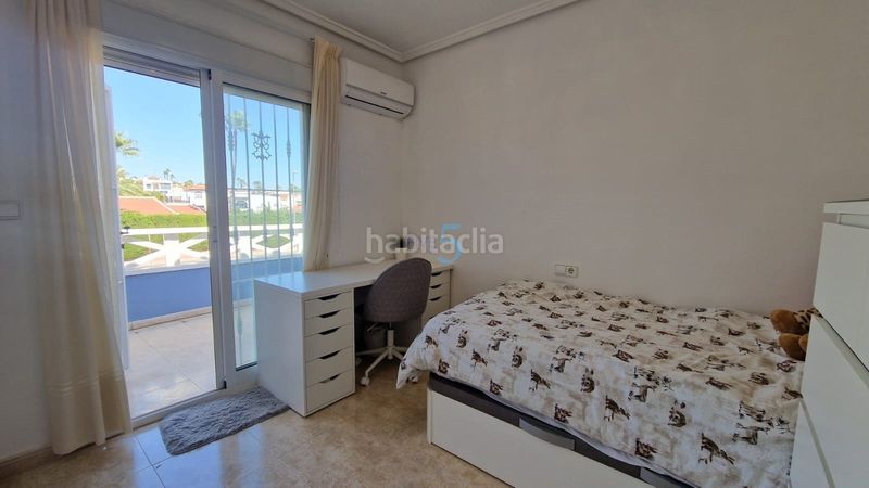 Foto 02fa90a3-9f55-4a57-8b4b-d12be0112764. Casa adossada amb calefacció aparcament piscina a Rojales