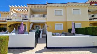 Pis  Avenida de salamanca. Amplio apartamento en planta baja reformado con jardín privado y