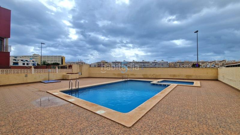 Foto 85489383-7a47-4004-bc8c-e510d03a3d0c. Etagenwohnung mit heizung pool in nueva Torrevieja Torrevieja
