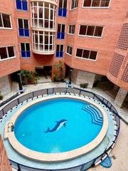 Piso  Calle santomera. Este encantador apartamento de un dormitorio está situado en el