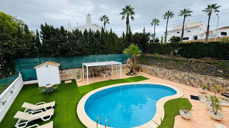 Foto 9fb951fa-b679-4207-9f00-db6f4d5e58ea. House with pool in Villamartín-Las Filipinas Orihuela