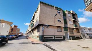 Appartement  Calle carabanchel. Entra en la hermosa ciudad costera de lo pagán y descubre este e