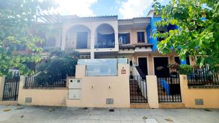 Casa adosada  Calle rio piles. Hermosa y espaciosa casa adosada de 3 dormitorios, 1 baño y 2 as