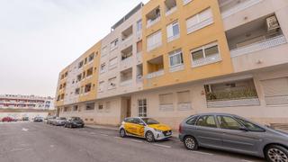 Appartement  Calle republica argentina. Fantástico apartamento de dos dormitorios en planta alta con pis