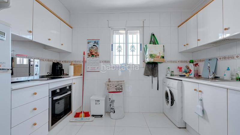 Foto f746ae45-dd7c-4988-a2d1-636f1ca586eb. Etagenwohnung mit pool in Zona Carrefour - Urbanizaciones Torrevieja