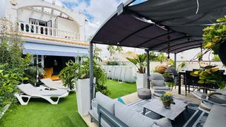 Semi detached house  Calle pintor boti -