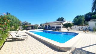 Haus  Calle valeriana. Espectacular casa unifamiliar reformada de 3 dormitorios y 2 bañ