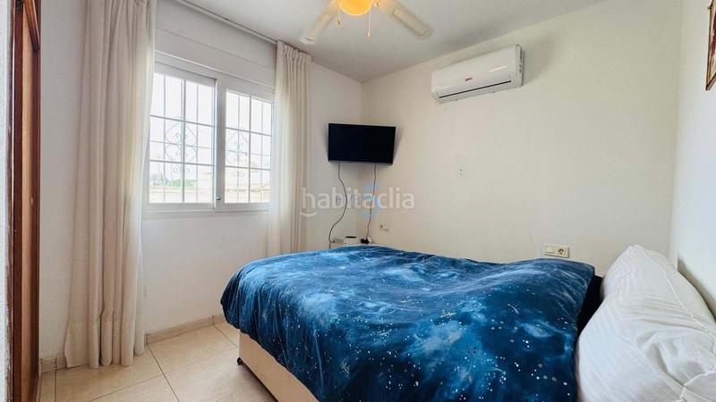 Foto 6c04550d-ae27-4e0b-9127-ba3da81c724d. Reihenhaus mit pool in Playa Flamenca Orihuela