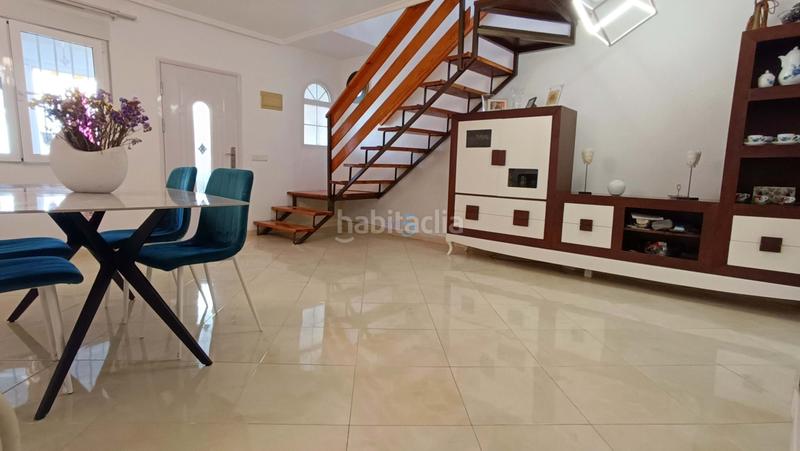 Foto b66247c1-5c12-430e-87a9-70e1546e127c. Casa adossada amb calefacció a nueva Torrevieja Torrevieja