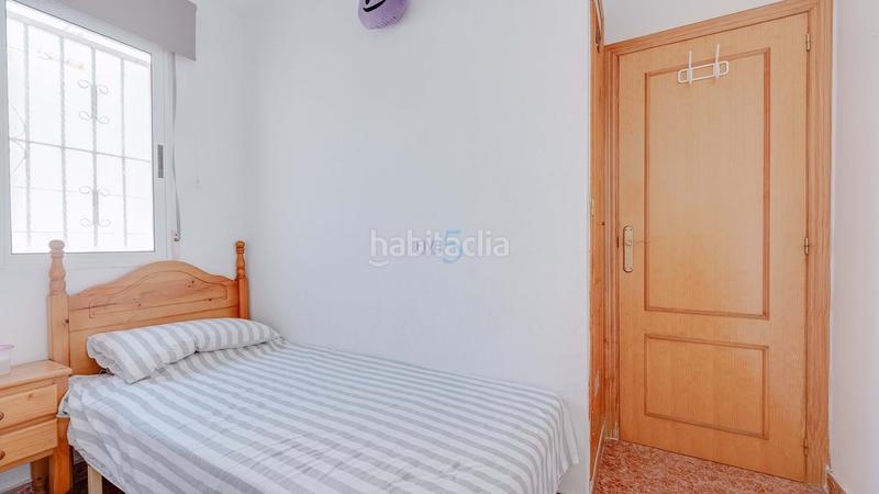 Foto b32e91af-38e9-456f-abdf-a802c51912fc. Semi detached house with heating pool in Zona Carrefour - Urbanizaciones Torrevieja