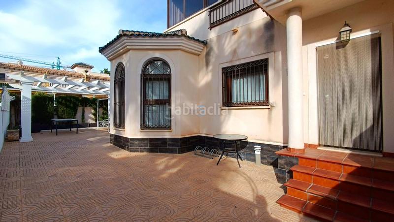 Foto d8bef430-ba97-4f77-8afe-6086cd52b7b7. House with heating pool in Rojales